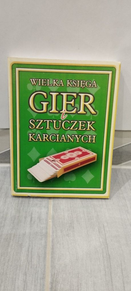 Wielka księga gier i sztuczek karcianych - stan bardzo dobry z minusem