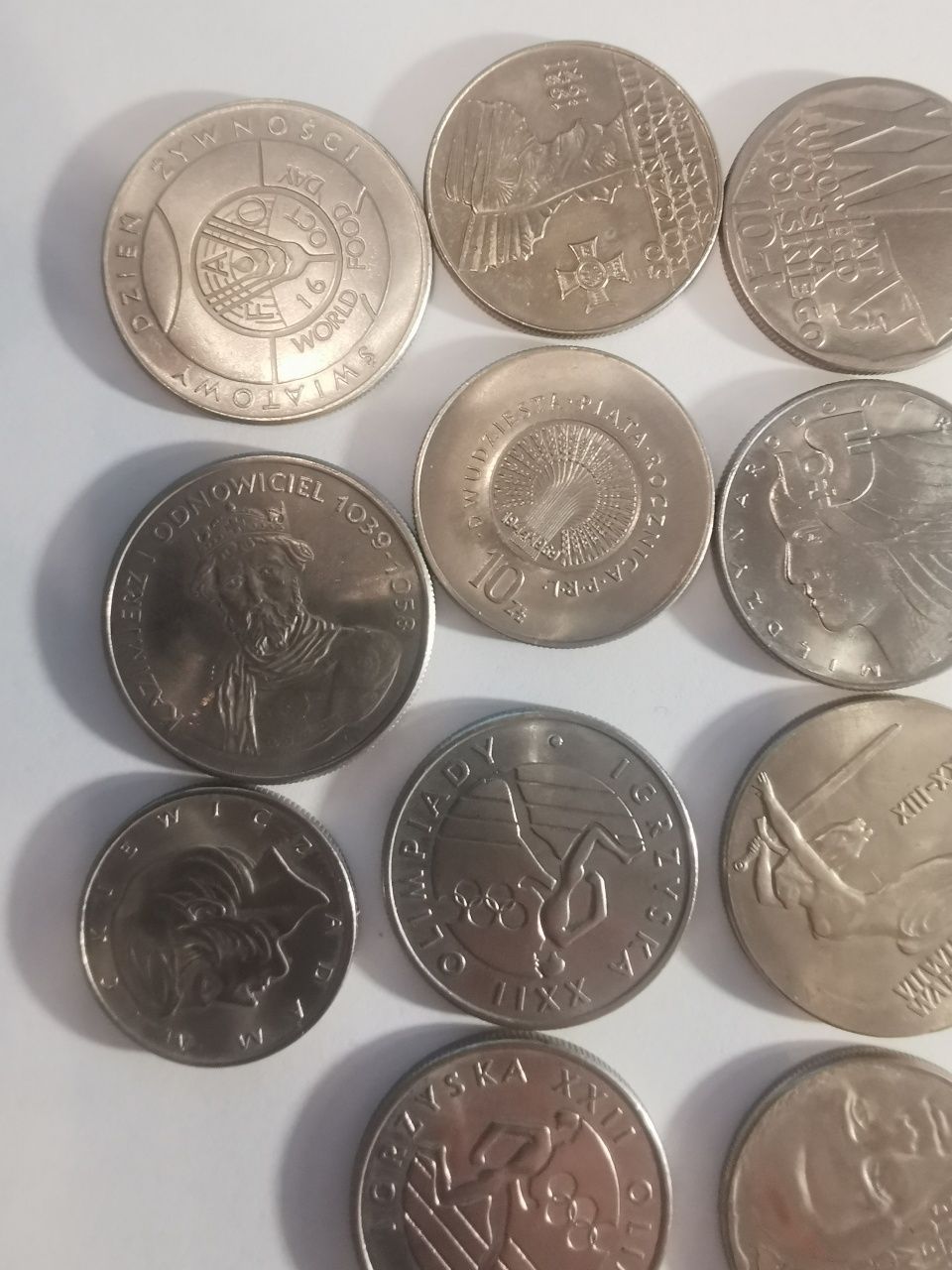 33 monety z okresu PRL - różne rodzaje