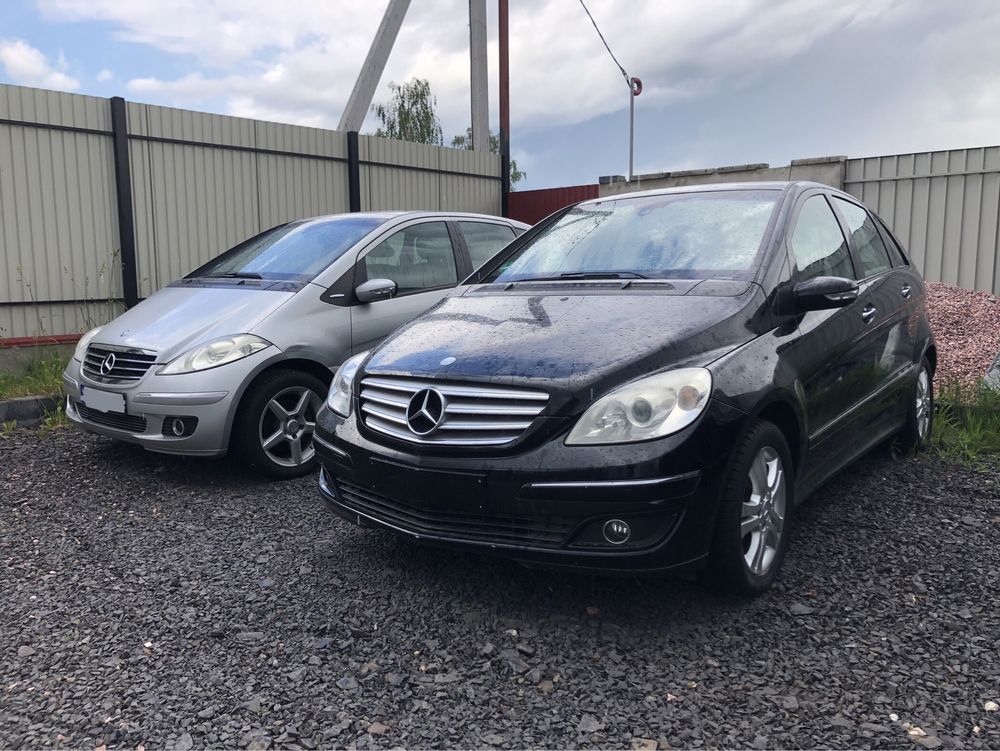 Mercedes Benz B200