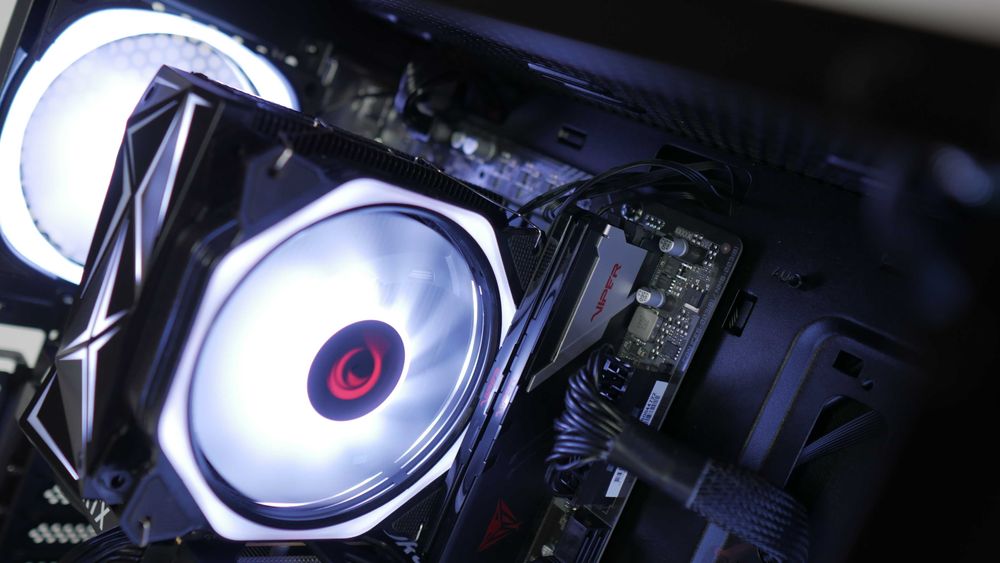 Komputer gamingowy I5 14400F / 32GB DDR5 / 1TB / RTX 5060 FV