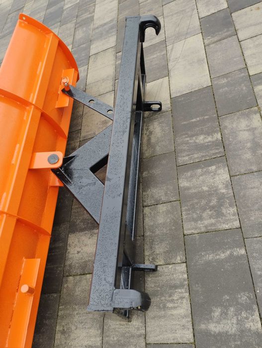 Promocja Wyprzedaż pług śnieżny z mocowaniem na euroramkę dowóz