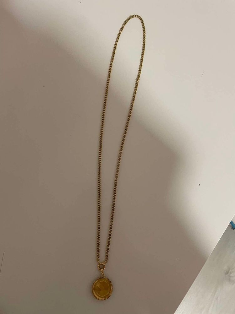 Fio de ouro com pingente