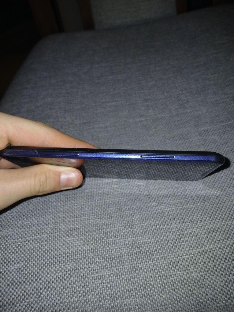 Telefon LG sprawny