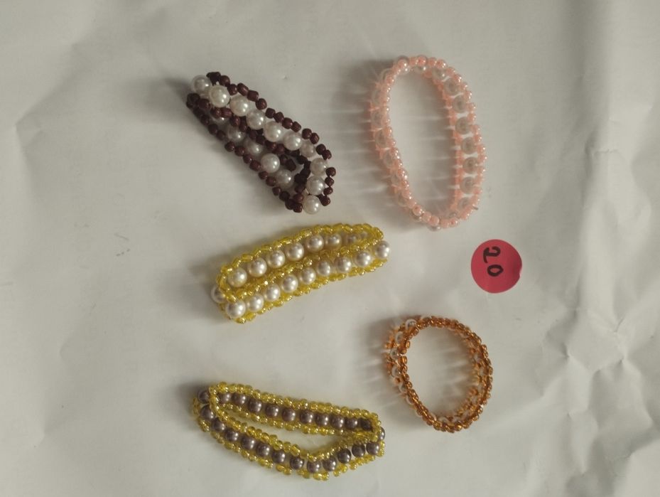 Продам чудові вироби із бісеру