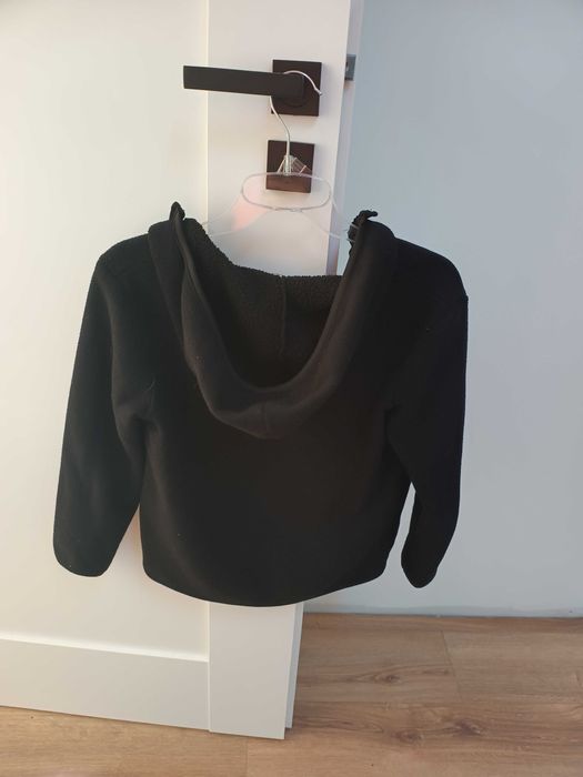 czarna bluza z kapturem chlopieca dla chlopca 134/140cm 9-10lat ciepla