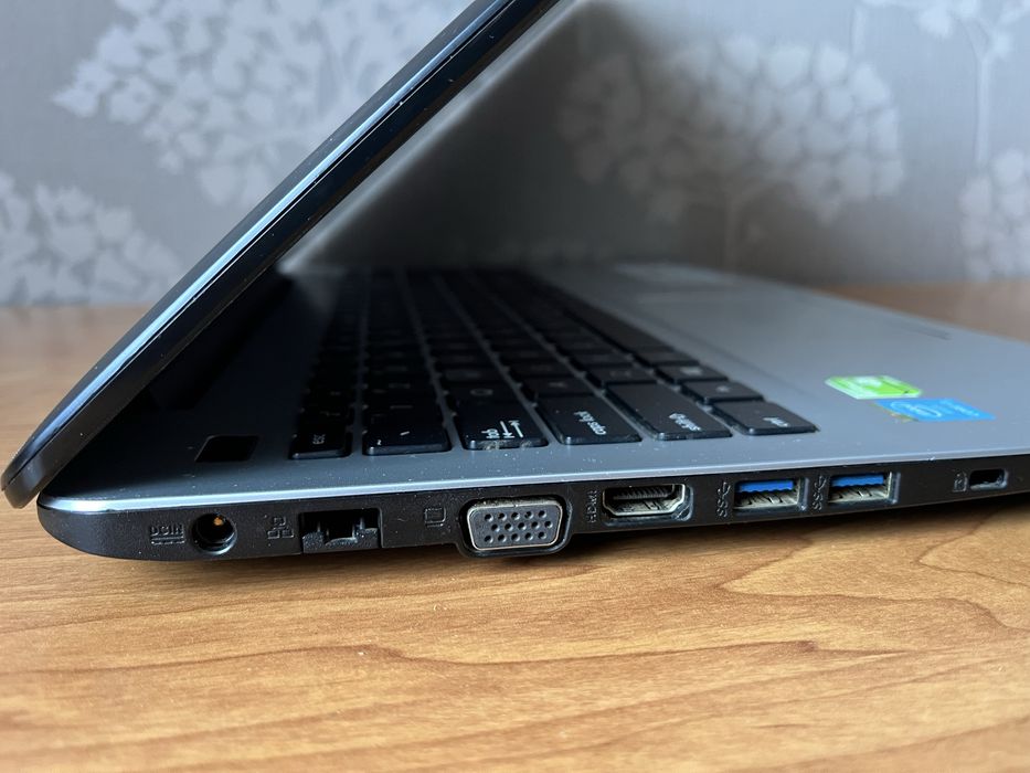 Asus r556l intel core i3 nvidia ddr3 8gb