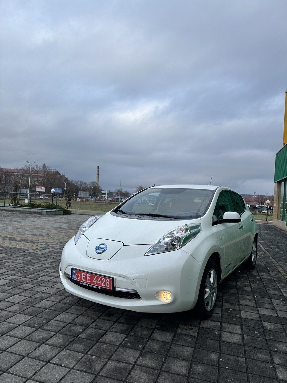 Nissan leaf 2016