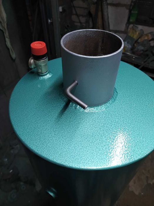 Водонагрівач " ТІТАН " на дровах. на 100 літрів