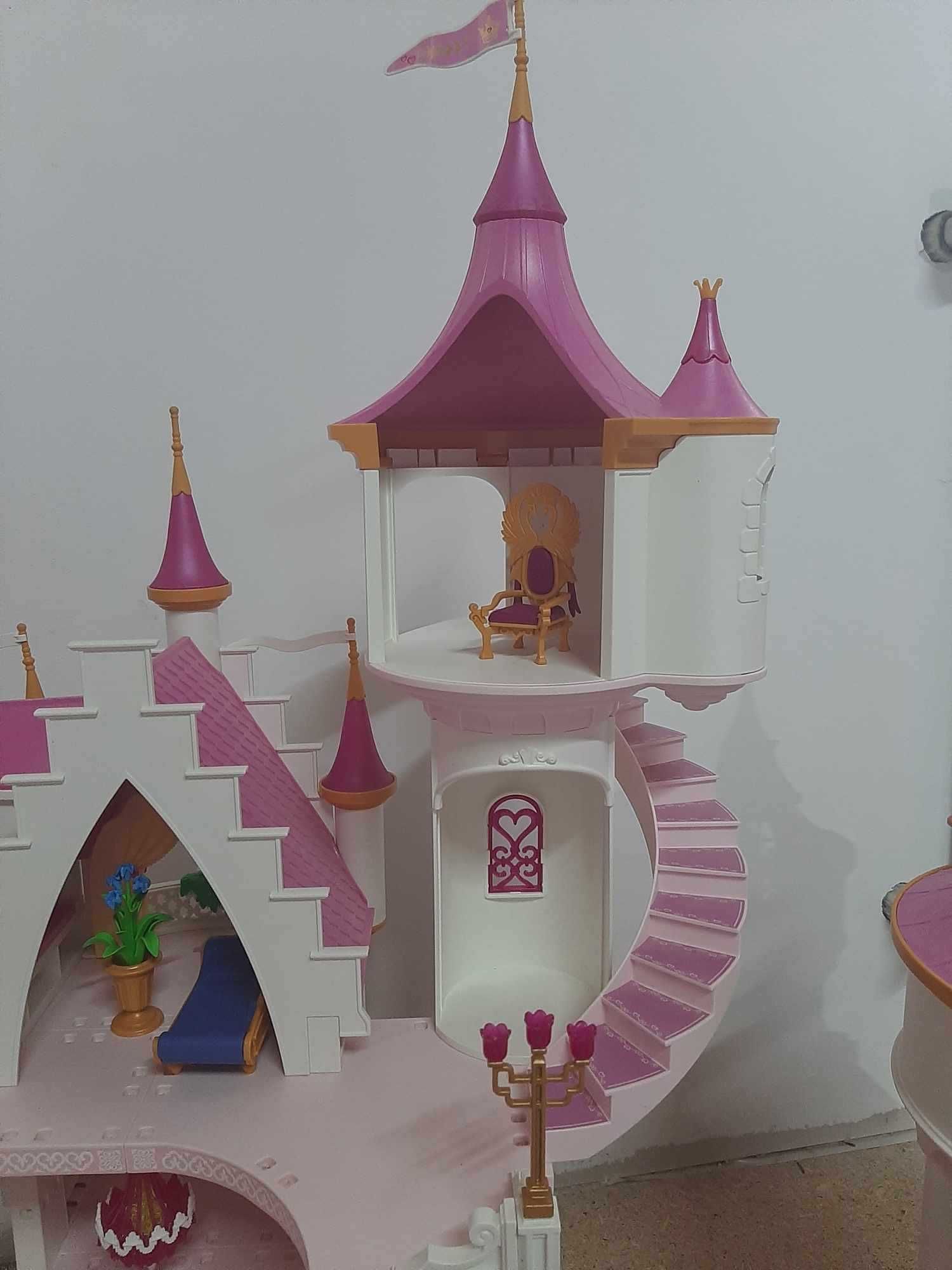 Duży zamek księżniczek Playmobil Princess 70447