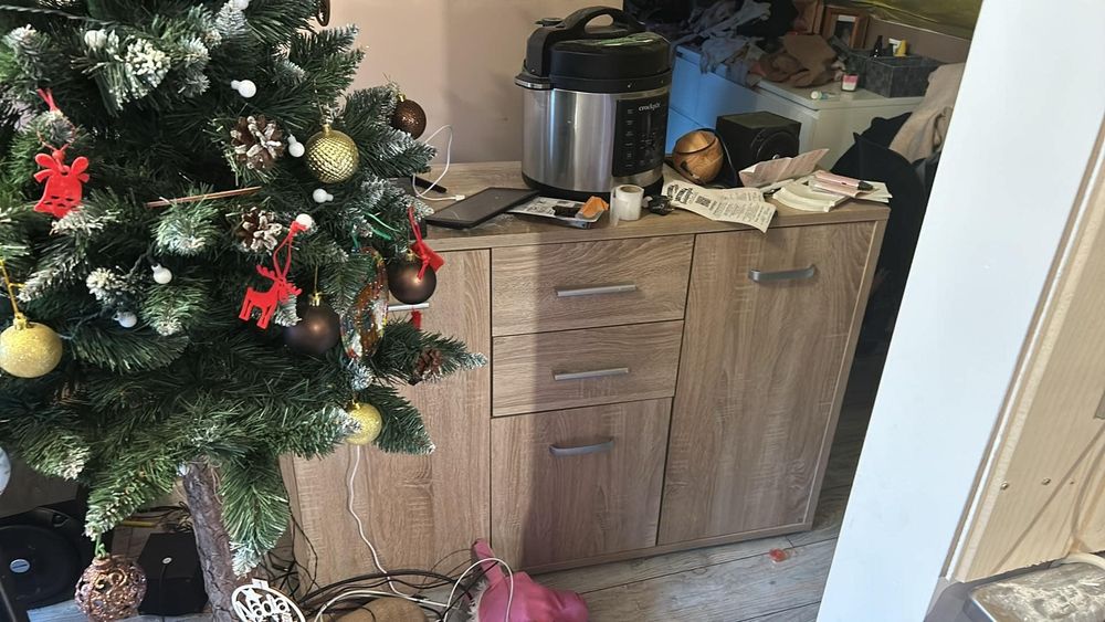 Piękna Komoda jasna