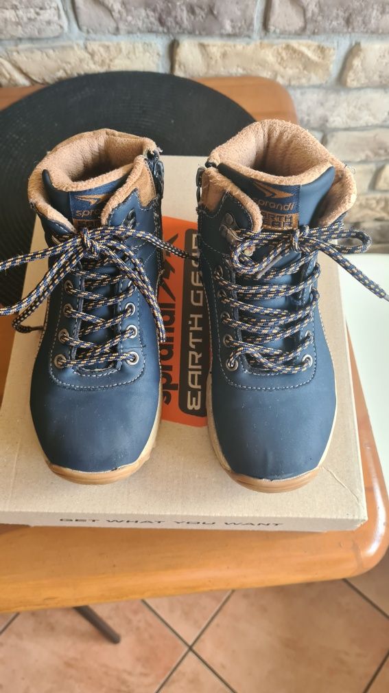 Buty chłopięce 32