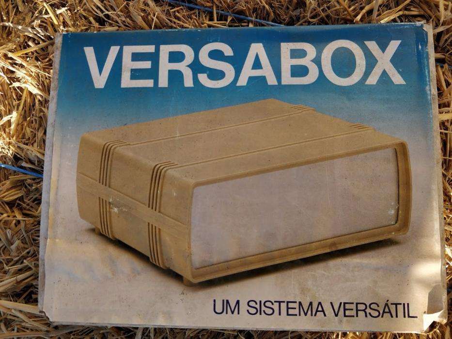 Caixa "Versabox" para montagens de electrónica