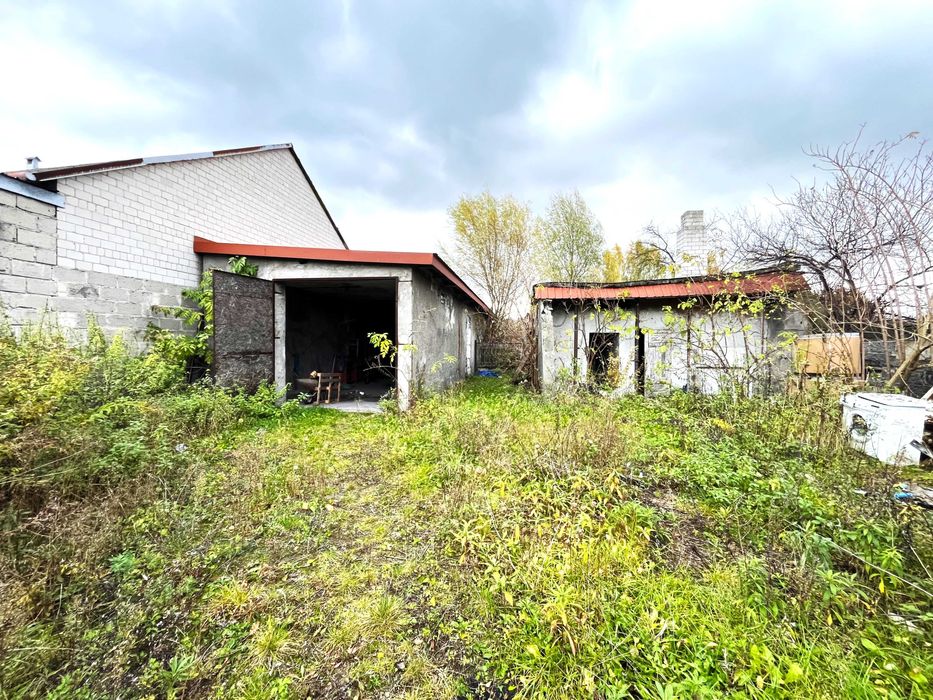 Dom 2 mieszkania magazyn działka 1400 Radzymin Wiktorów