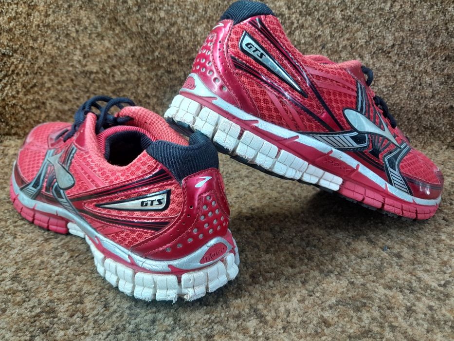 Кросівки оригінал Brooks GTS 46 розмір.