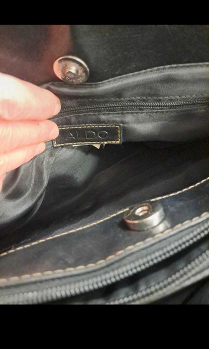 Mala/carteira preta de senhora