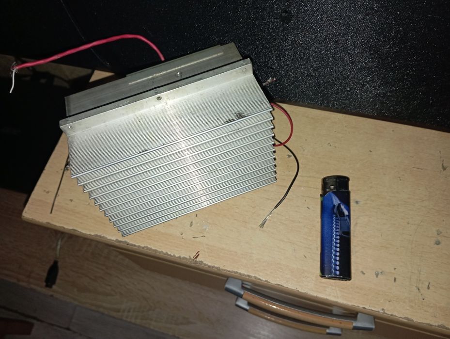 Wzmacniacz z subwoofera 100wat Rms