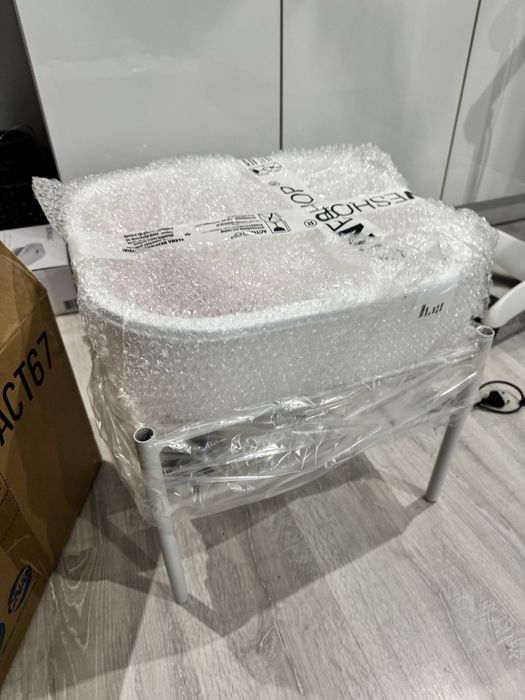 Brodzik do pedicure prosty z kółkami biały