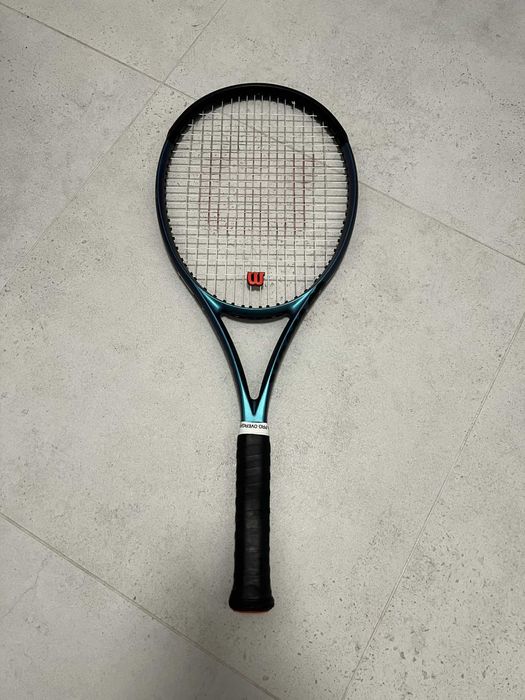 Rakieta tenisowa Wilson Ultra V4 100
