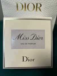 Парфуми Dior Miss Dior