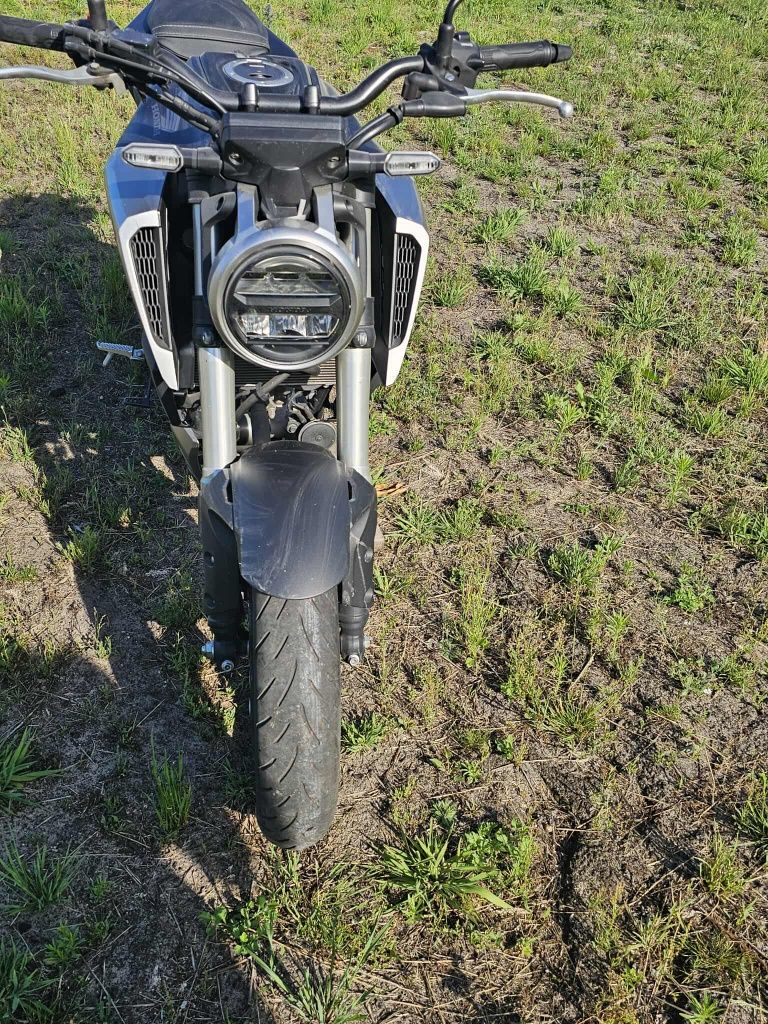 Honda CB125R r.2019