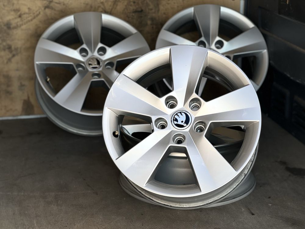 Оригінальні диски 5 112 R16 Skoda Superb Octavia A8 A7 A5  yeti