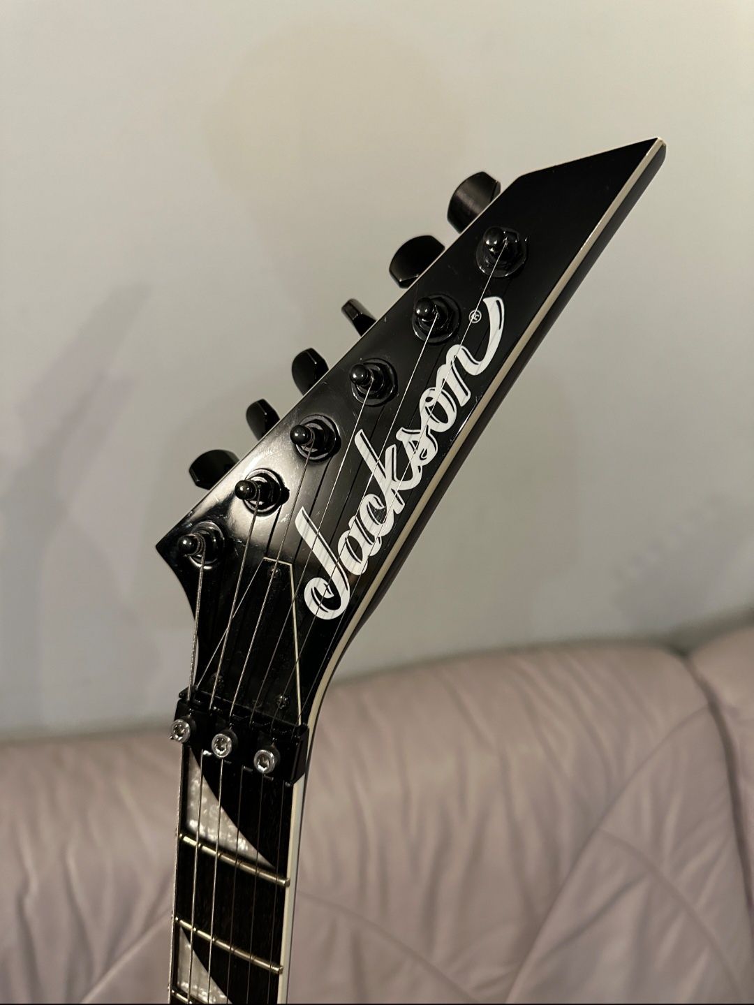 Gitara Jackson KVXMG King V