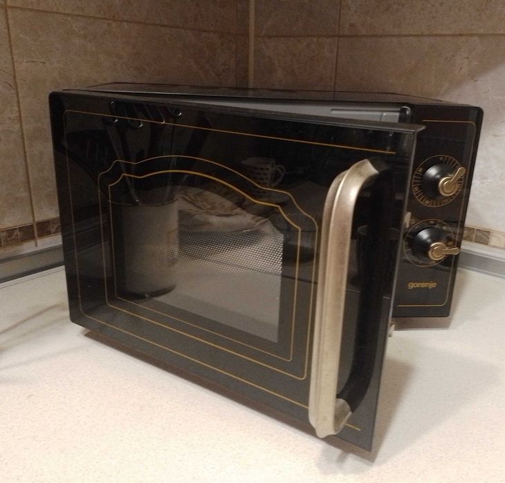Мікрохвильова піч Gorenje