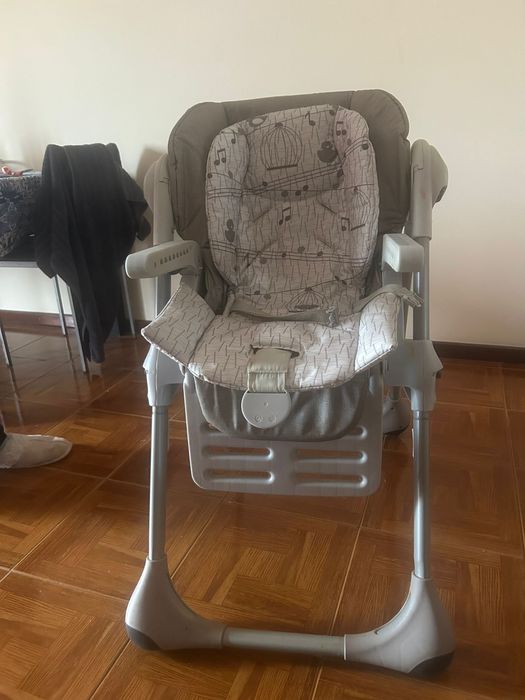 Cadeira de Alimentação Bebé