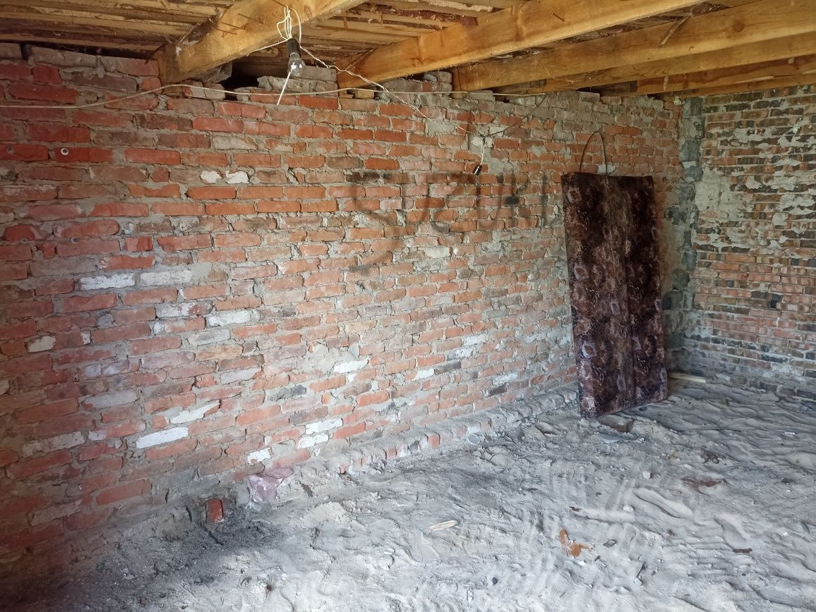 Продам гараж под ВИПЛАТУ,ОРЕНДА.великий 4 коператив 6*4.15