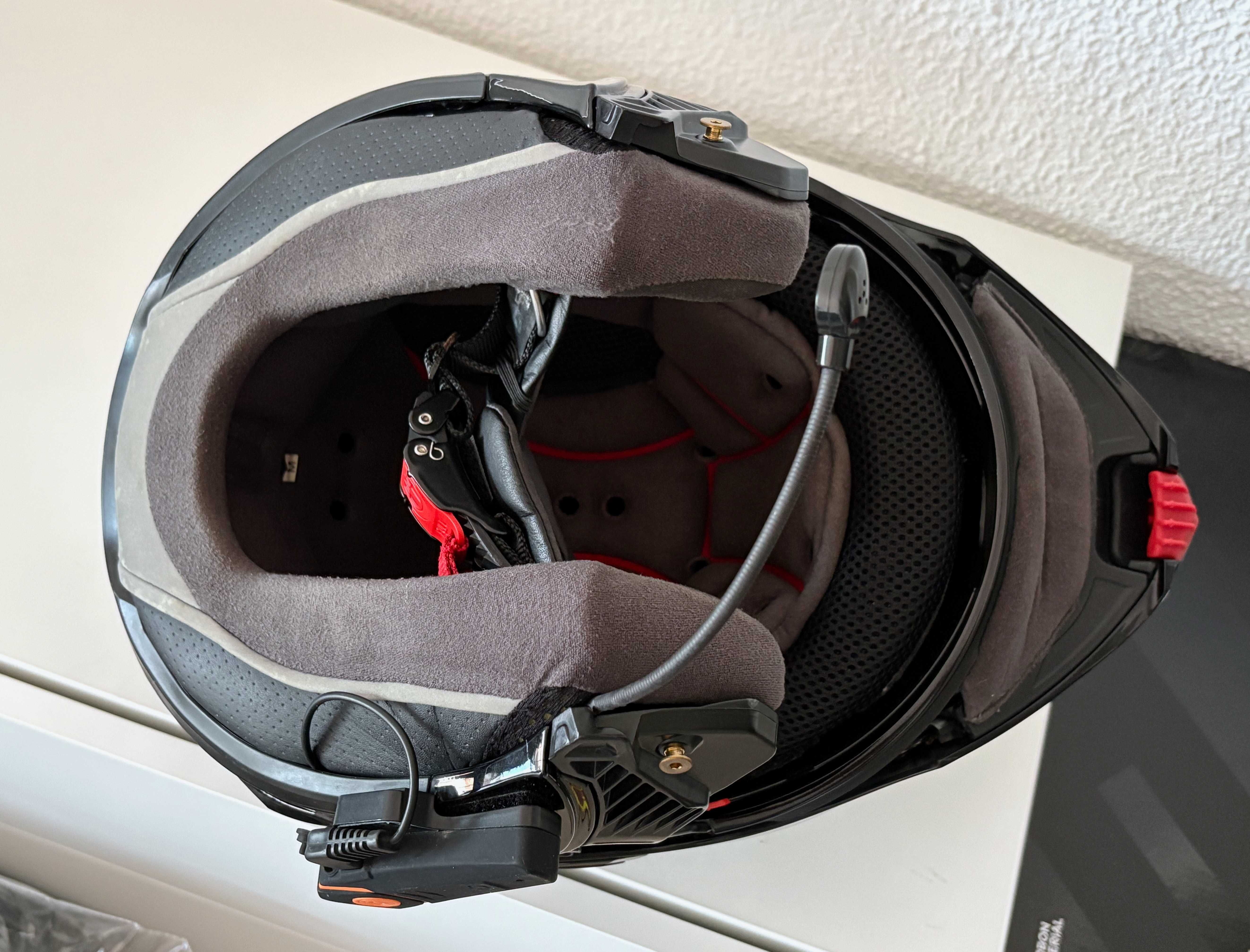 Capacete modular AGV Compact ST. Pouco uso, ótimo estado. Tamanho M
