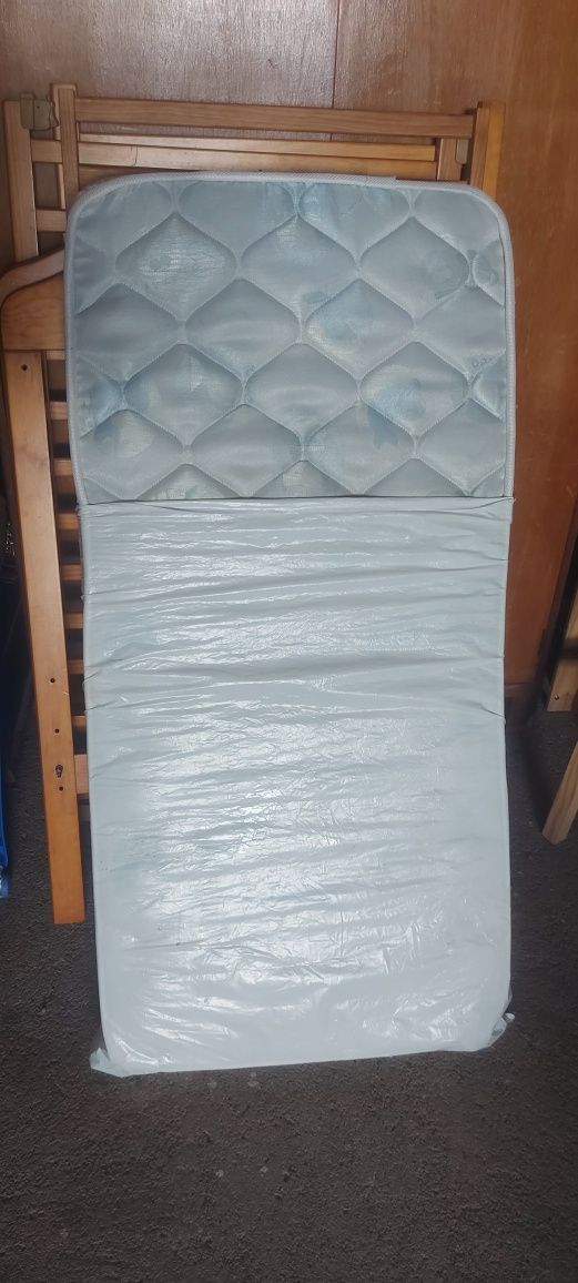 Cama grades madeira bebé