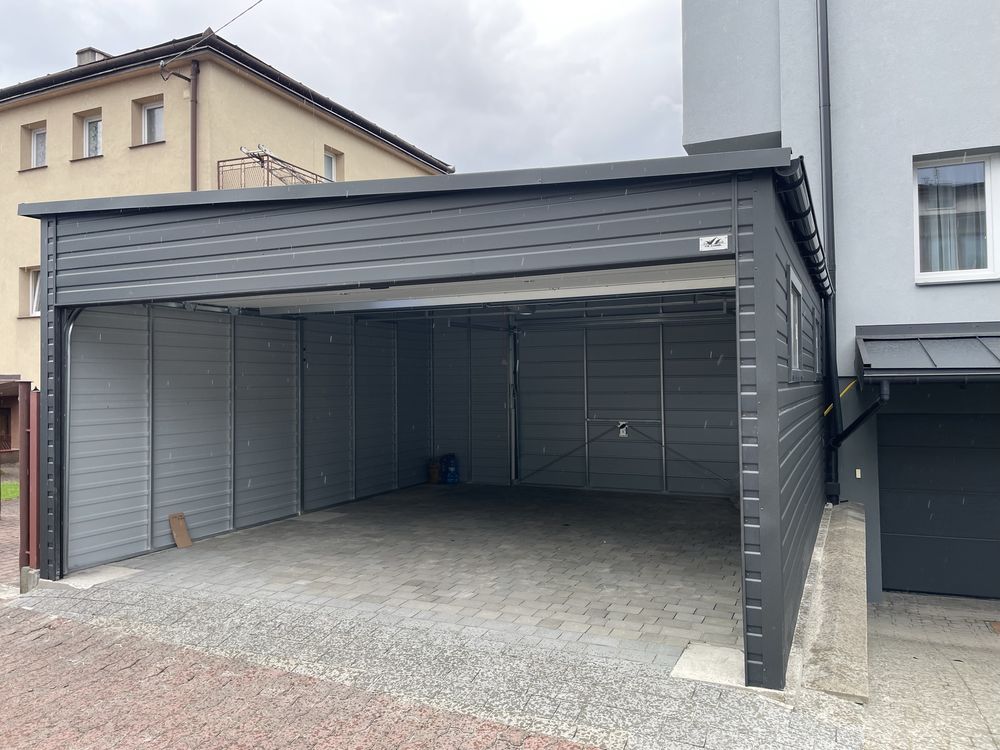 Garaż blaszany 5.5x6, brama segmentowa, grafit mat, PRODUCENT.