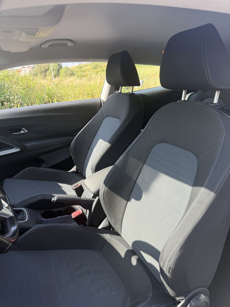 Volkswagen Scirocco 1.4 tsi Sport