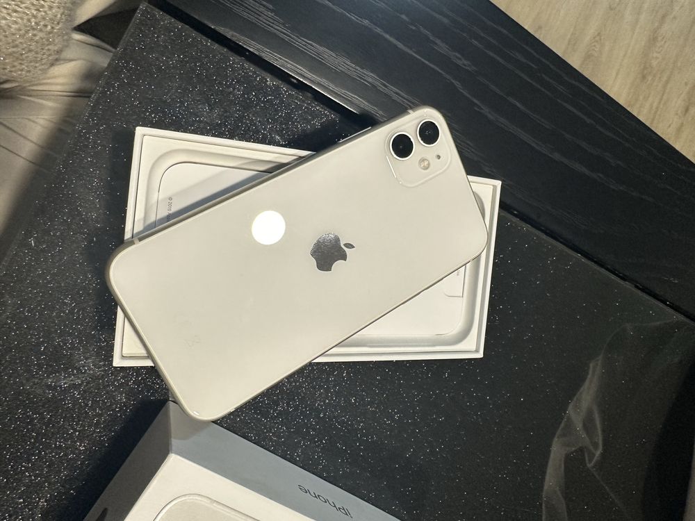 Iphone 11 64GB novo nunca usado