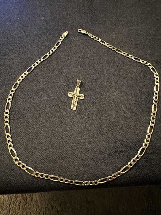 Łancuszek srebrny męski z krzyzykiem