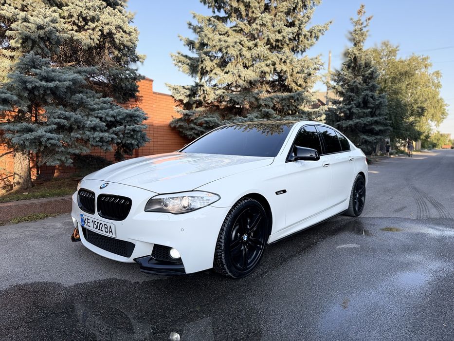 Продам Бмв ф10 в хорошем состояние