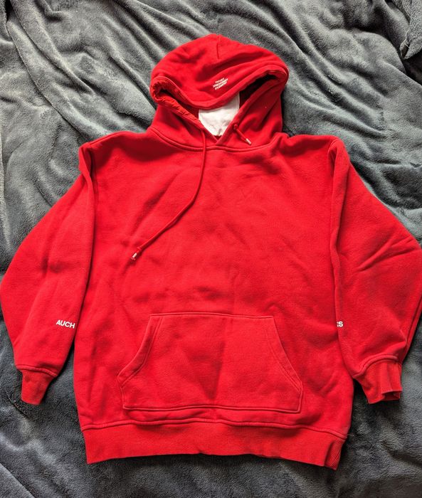 Червона толстовка від Manroof