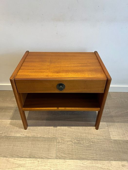 Mesa de cabeceira Olaio