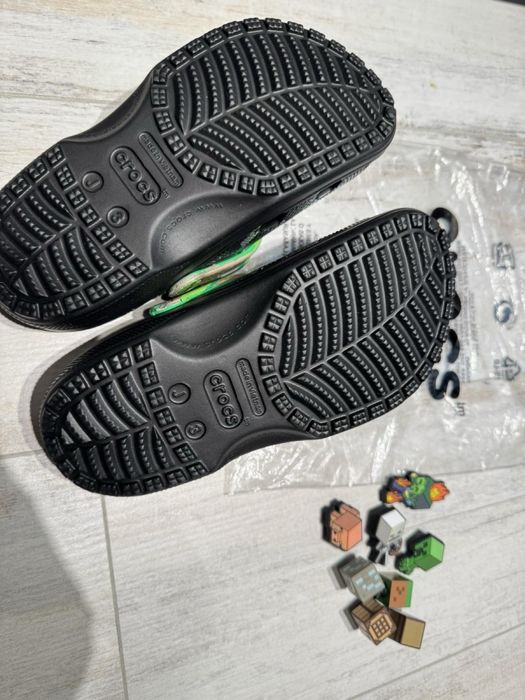 Дитячі сабо Crocs Minecraft  для хлопчика з джибітсами