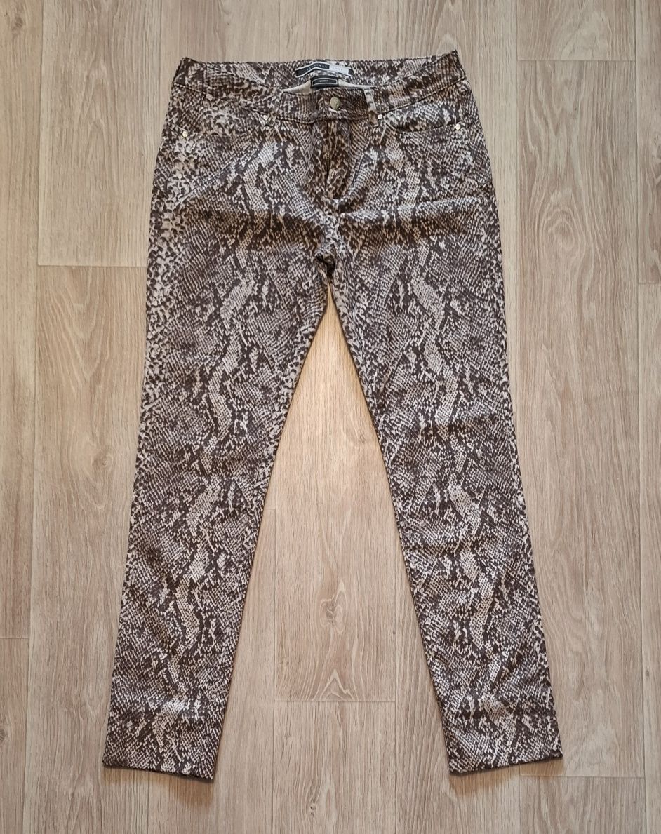 Женские skinny джинсы