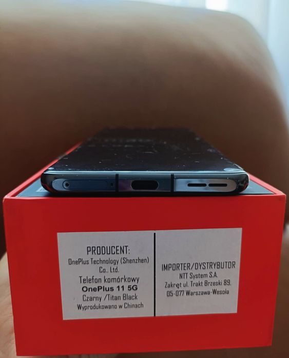 Kilku miesięczny smartfon OnePlus 11 16GB / 256GB 5G folia na ekranie