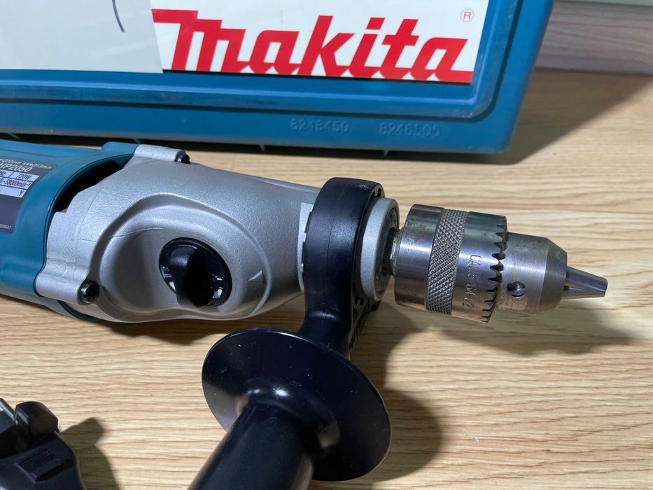 Makita HP 2050 Дриль з ударом (оригінал, на гарартії, як нова)