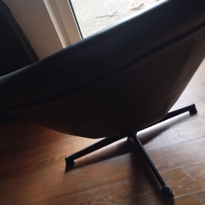 Skóra -Skarb PRL fotel muszelka