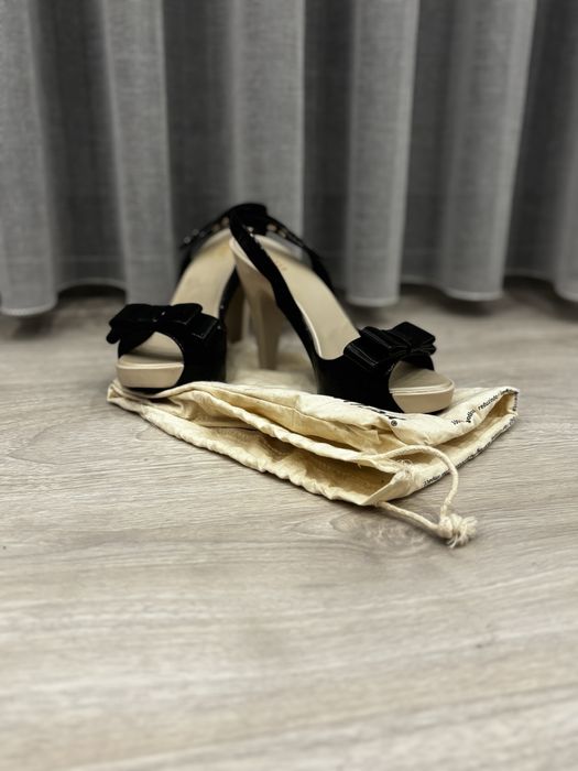 Sapatos de senhora MELISSA de salto alto (tamanho 35/36), como novos