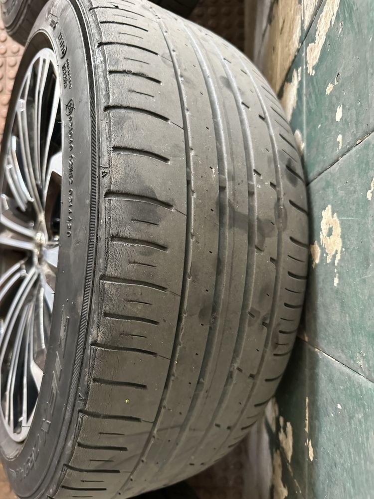 Jantes e pneus Originais Toyota Corolla  5x114.3 R17