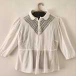 Camisa branca e renda