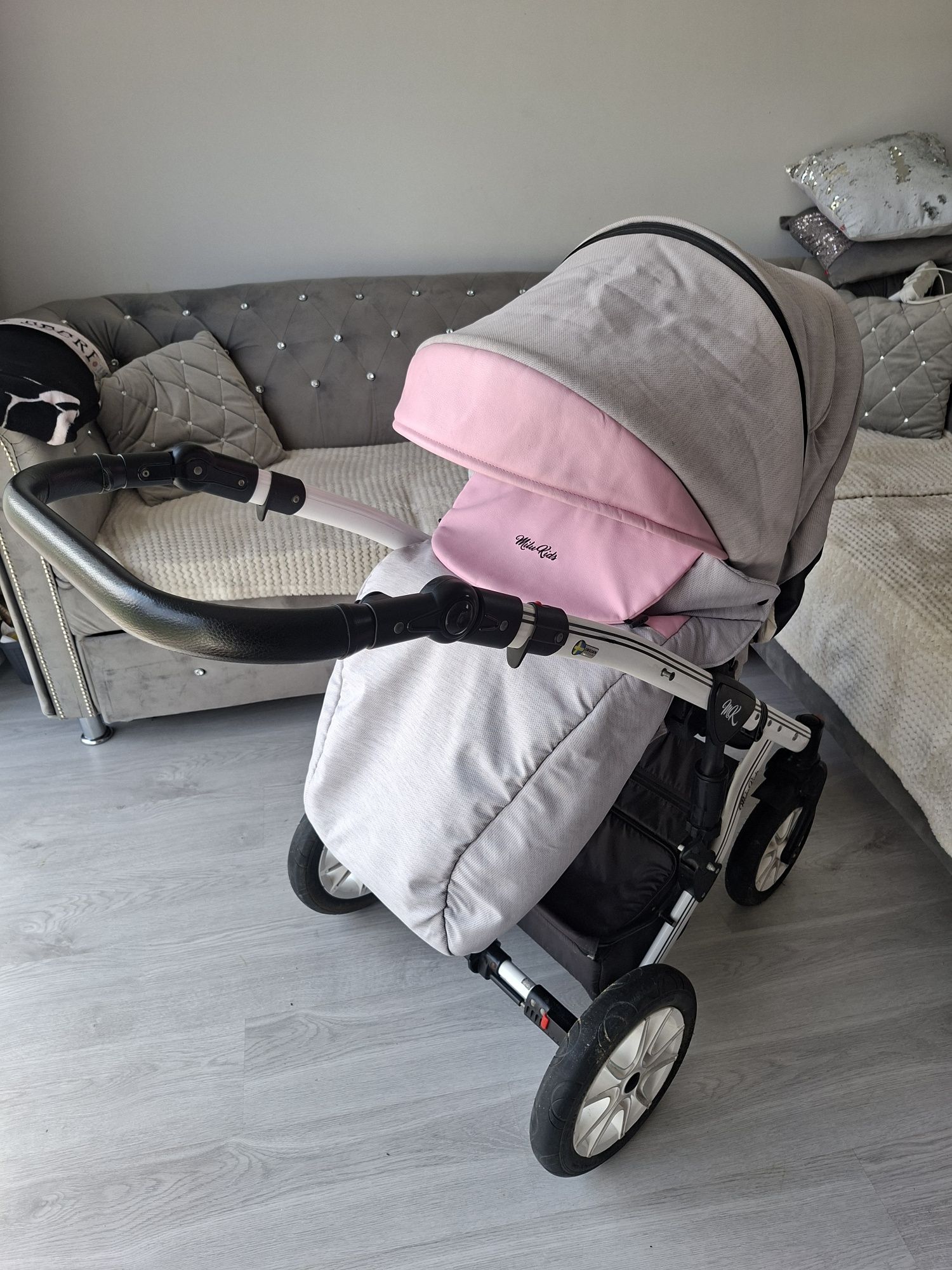 Wózek 3w1 4w1 Milu KIDS Starlet siwy siwo różowy  dla dziewki wysyłka