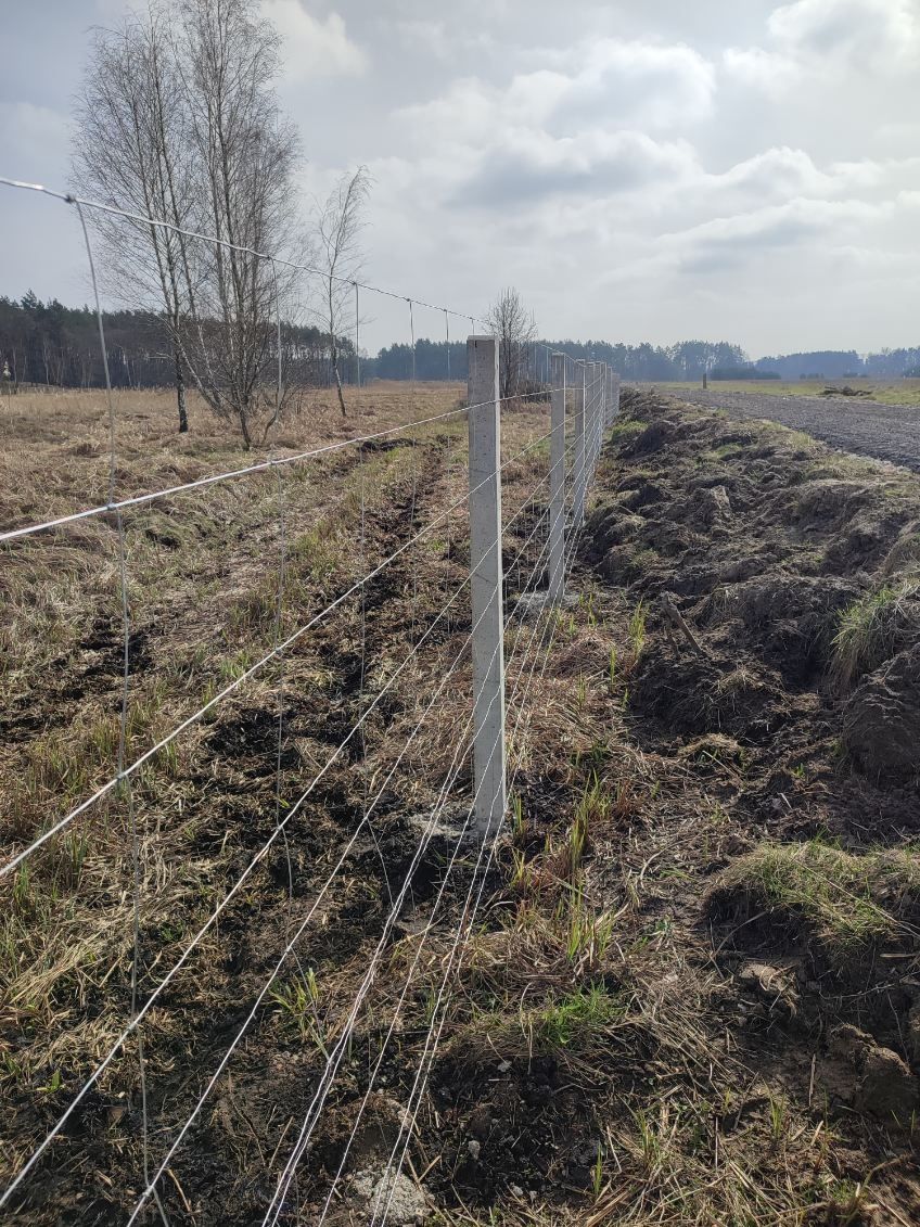 Ogrodzenie tymczasowe betonowe autostradowe sadownicze