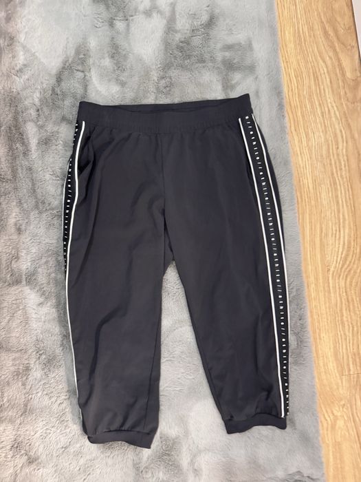 Damskie spodenki sportowe rozmiar XL