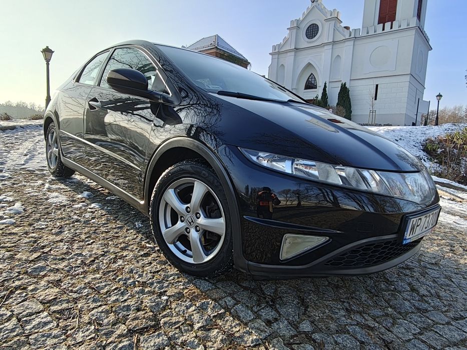 Honda Civic Ufo 1.4**Klimatronik**6 biegów**Polecam !!